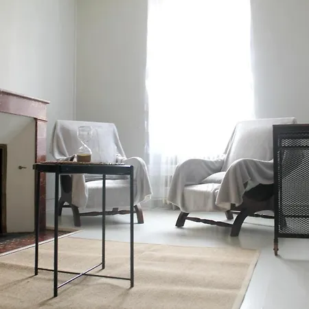 Rue Des Eyzins Apartamento